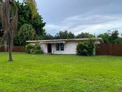 Foreclosure Listing in 14TH AVE VERO BEACH, FL 32960