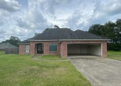 Foreclosure Listing in NAVAJO LN OPELOUSAS, LA 70570