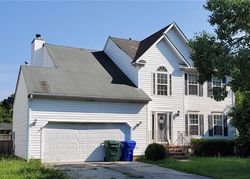 Foreclosure Listing in DICKENS CT W SUFFOLK, VA 23435