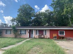 Foreclosure Listing in REDWOOD DR VICTORIA, TX 77901