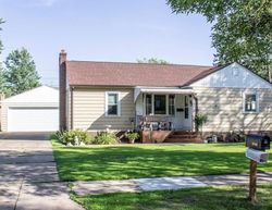 Foreclosure Listing in ROBIN RD EAU CLAIRE, WI 54703