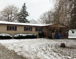 Foreclosure Listing in RED OAKS DR HOWELL, MI 48843