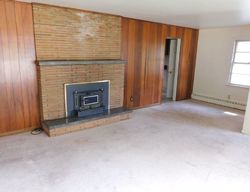 Foreclosure Listing in SWEETBRIAR AVE CREST HILL, IL 60403