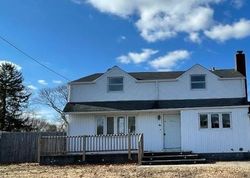Foreclosure Listing in CAMP DR SELDEN, NY 11784