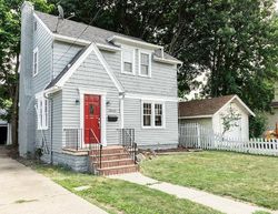 Foreclosure Listing in STIRLING AVE LANSING, MI 48910