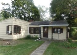 Foreclosure Listing in SUNSET AVE ELKHART, IN 46514