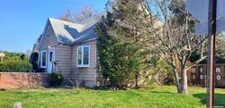 Foreclosure in  4TH AVE Huntington Station, NY 11746