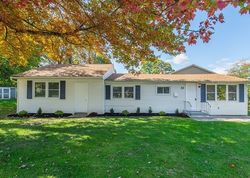 Foreclosure Listing in MAPLE AVE STOCKHOLM, NJ 07460