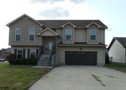 Foreclosure Listing in SUITER RD CLARKSVILLE, TN 37040