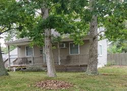 Foreclosure Listing in HEMLOCK DR MASTIC BEACH, NY 11951