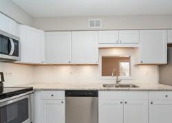 Foreclosure Listing in WAUKEGAN RD APT 2C GLENVIEW, IL 60025
