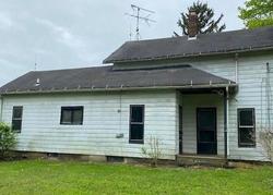 Foreclosure Listing in CLARIDON TROY RD CHARDON, OH 44024