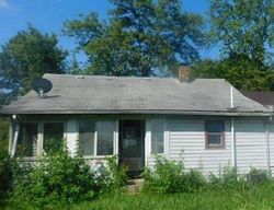 Foreclosure Listing in STATE ST EAST CARONDELET, IL 62240