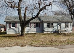 Foreclosure Listing in STATE ST EAST CARONDELET, IL 62240