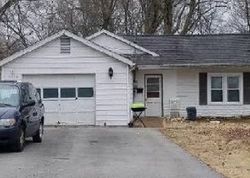 Foreclosure Listing in E A ST BELLEVILLE, IL 62221