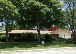 Foreclosure Listing in N MICHIGAN AVE BELLEVILLE, IL 62221