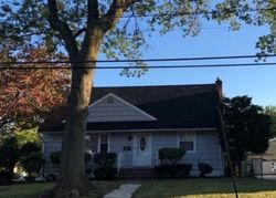 Foreclosure Listing in E 2ND AVE ROSELLE, NJ 07203
