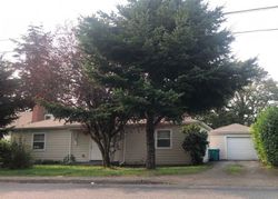 Foreclosure in  SE 86TH AVE Portland, OR 97266