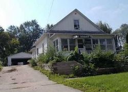 Foreclosure in  S 6TH AVE W Newton, IA 50208