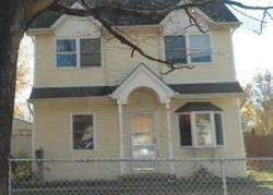  16th St, West Babylon NY