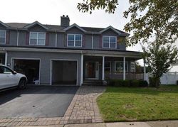 Foreclosure Listing in RIVENDELL CT MELVILLE, NY 11747