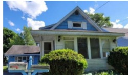 Foreclosure in  GARDEN CITY DR Syracuse, NY 13211