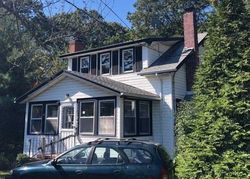 Foreclosure Listing in NORTHVILLE TPKE RIVERHEAD, NY 11901