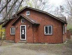 Foreclosure Listing in OAK AVE SHIRLEY, NY 11967