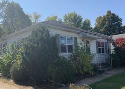 Foreclosure Listing in E BROADWAY AVE FAIRFIELD, IA 52556