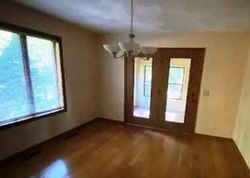 Foreclosure Listing in OLD MIDDLETON RD MADISON, WI 53705