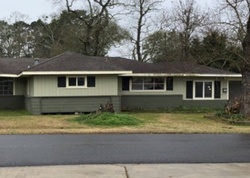 Foreclosure Listing in N FRANCES AVE GONZALES, LA 70737