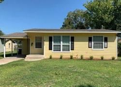  E Sabine St, Victoria TX