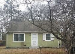 Foreclosure Listing in TAYLOR AVE PATCHOGUE, NY 11772