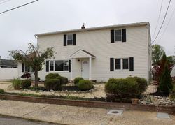  Sycamore Ln, Toms River NJ