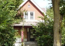 Foreclosure Listing in N 20TH ST MILWAUKEE, WI 53206