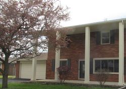 Foreclosure Listing in N CARRIAGE LN MUNCIE, IN 47304