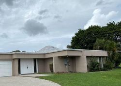  Royal Poinciana Ln, Fort Lauderdale FL