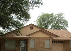  E Tate St, Brownfield TX