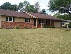 Foreclosure Listing in BURR PKWY DODGE CITY, KS 67801