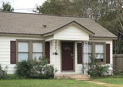 Foreclosure in  E COMMERCIAL ST Victoria, TX 77901