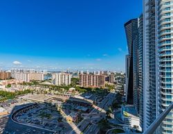  Collins Ave , North Miami Beach FL