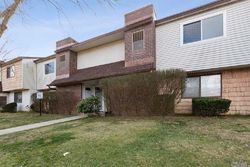 Foreclosure Listing in POINTE CIR S CORAM, NY 11727