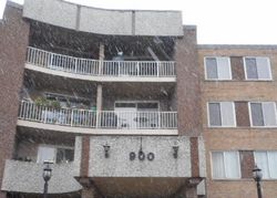 Foreclosure Listing in E WILMETTE RD UNIT 312 PALATINE, IL 60074