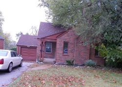  Diamond Dr, Saint Louis MO