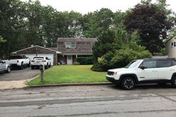 Foreclosure Listing in CRATER LAKE DR CORAM, NY 11727