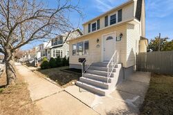 Foreclosure in  WINCHESTER DR Lindenhurst, NY 11757