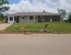 Foreclosure Listing in SUGAR CREEK DR BINGER, OK 73009