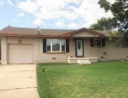 Foreclosure Listing in SE CAMDEN WAY LAWTON, OK 73501