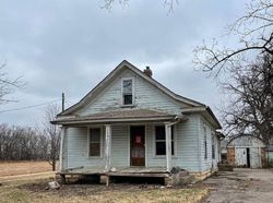 Foreclosure Listing in E WOODLAND AVE SALINA, KS 67401