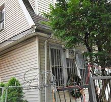Foreclosure Listing in 43RD AVE ELMHURST, NY 11373